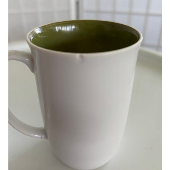 Fitz & Floyd Wild Birds Neiman Marcus Mugs Yellow Finch and Robin Set of 2 FLAWS - Picture 3 of 10